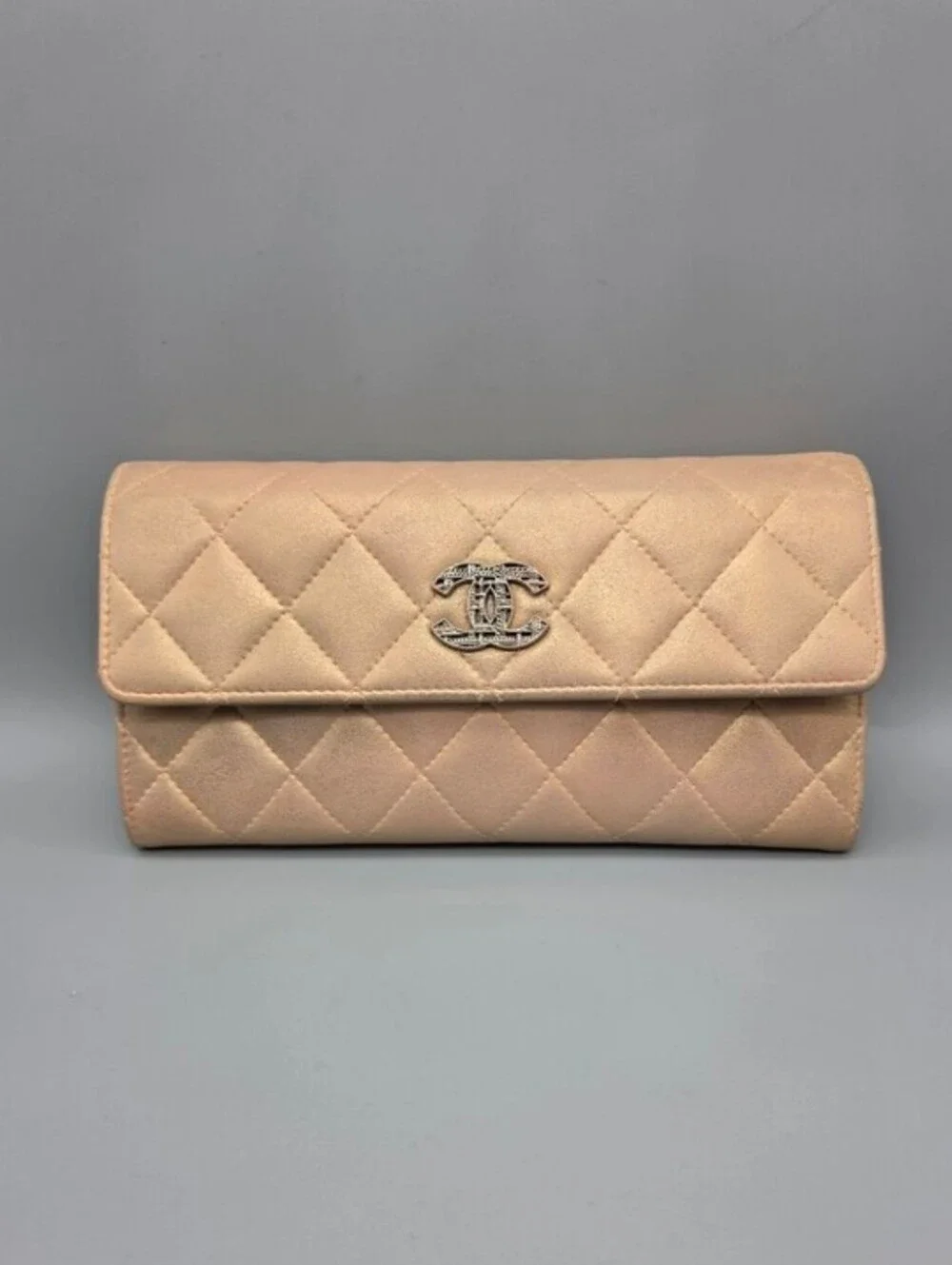 💛CHANEL Authentic Iridescent Wallet/Clutch💛